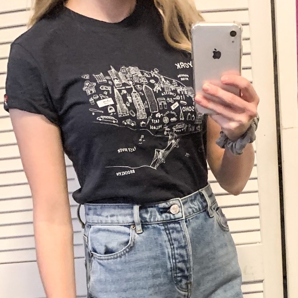 Brandy Melville New York Tee - Picture 1 of 2